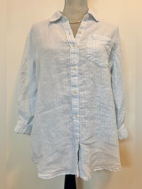GAP Light Blue Striped Long Sleeve Button-Up Top